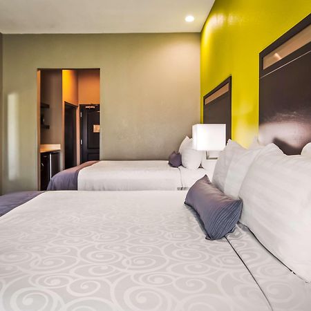 Best Western Plus Bay City Inn & Suites Exteriör bild
